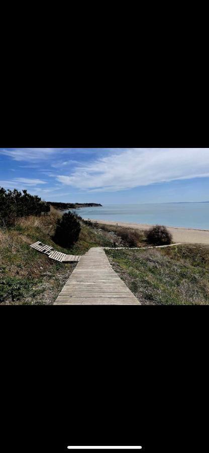 Brand New First Line Sea View 2 Bedroom Apartment Burgas Екстер'єр фото