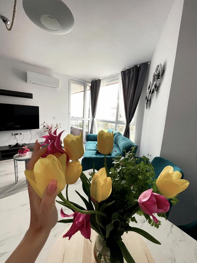 Brand New First Line Sea View 2 Bedroom Apartment Burgas Екстер'єр фото