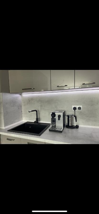 Brand New First Line Sea View 2 Bedroom Apartment Burgas Екстер'єр фото